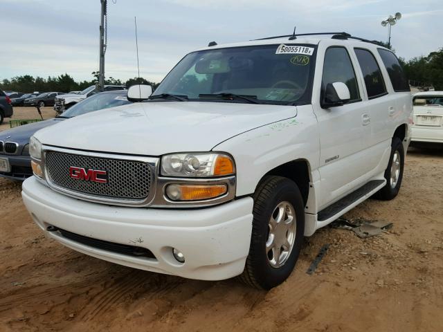 1GKEK63U74J247005 - 2004 GMC YUKON DENA WHITE photo 2