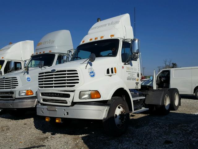 2FWJA3CV36AW47127 - 2006 STERLING TRUCK AT 9500 WHITE photo 2