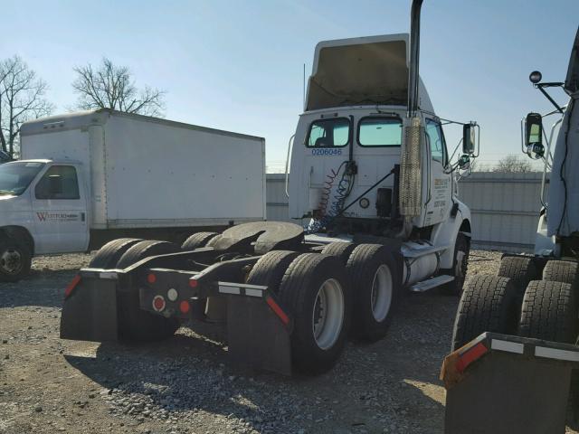 2FWJA3CV36AW47127 - 2006 STERLING TRUCK AT 9500 WHITE photo 4