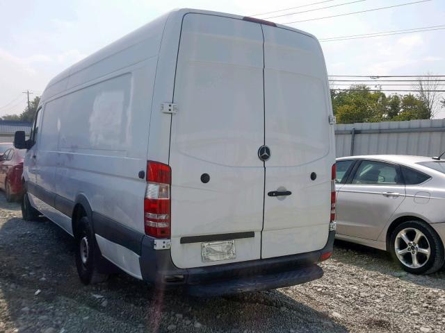 WD3PE8CC5C5684498 - 2012 MERCEDES-BENZ SPRINTER 2 WHITE photo 3