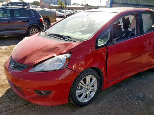 JHMGE8G41AS006840 - 2010 HONDA FIT SPORT RED photo 9