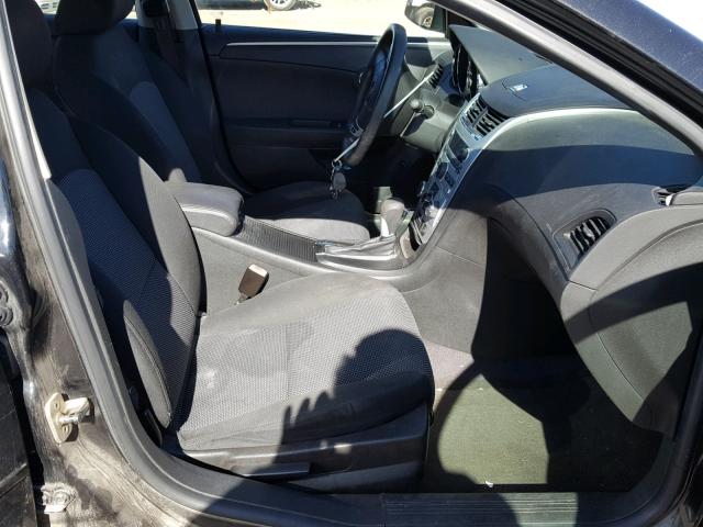 1G1ZC5E01CF194617 - 2012 CHEVROLET MALIBU 1LT BLACK photo 5