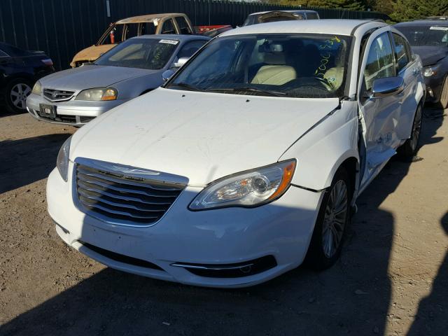 1C3CCBCB5CN181783 - 2012 CHRYSLER 200 LIMITE WHITE photo 2