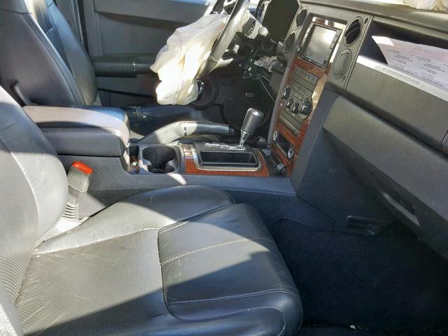 1J8HH58NX8C190868 - 2008 JEEP COMMANDER შავი ფოტო 5