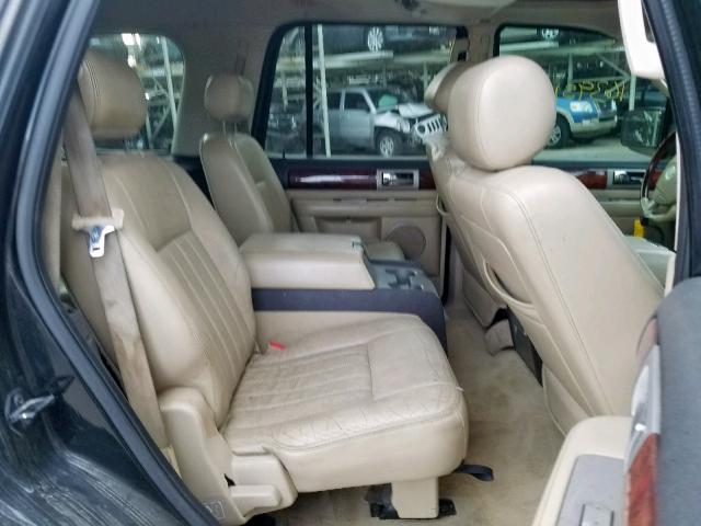 5LMFU28515LJ13917 - 2005 LINCOLN NAVIGATOR أسود صورة 6