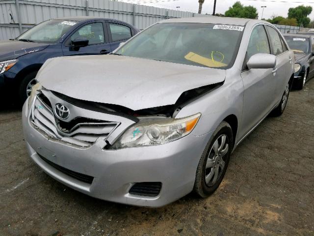 4T4BF3EK4BR131755 - 2011 TOYOTA CAMRY BASE SILVER photo 2