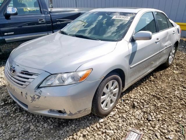 JTNBE46K273062353 - 2007 TOYOTA CAMRY NEW SILVER photo 2