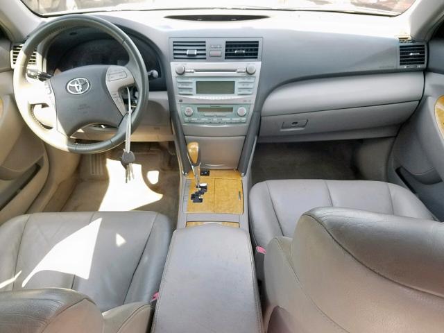 JTNBE46K273062353 - 2007 TOYOTA CAMRY NEW SILVER photo 9