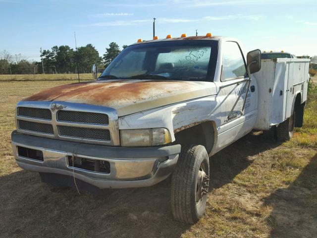 3B6MC3667WM243949 - 1998 DODGE RAM 3500 WHITE photo 2