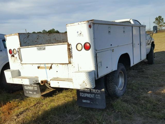 3B6MC3667WM243949 - 1998 DODGE RAM 3500 WHITE photo 4