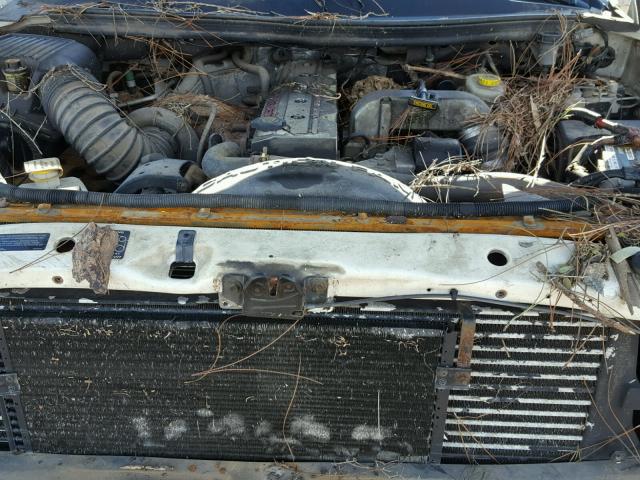 3B6MC3667WM243949 - 1998 DODGE RAM 3500 WHITE photo 7