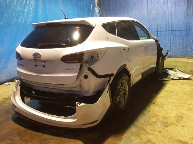 5NMZT3LB9JH079828 - 2018 HYUNDAI SANTA FE S WHITE photo 4