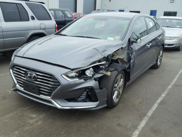 5NPE34AFXJH662051 - 2018 HYUNDAI SONATA SPO GRAY photo 2