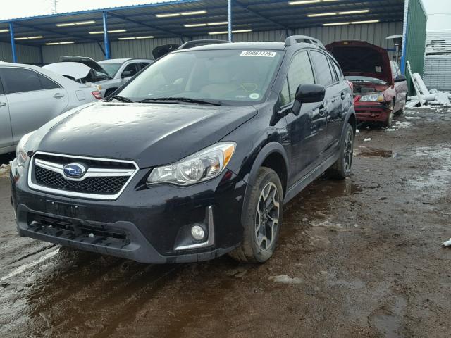 JF2GPABC9H8209940 - 2017 SUBARU CROSSTREK BLACK photo 2