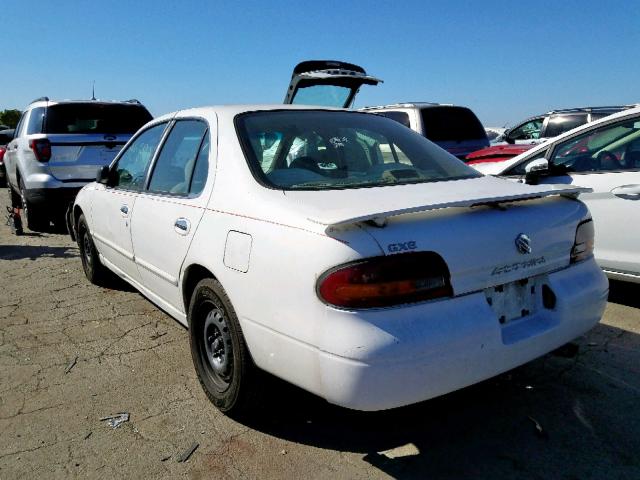 1N4BU31F7PC133306 - 1993 NISSAN ALTIMA XE WHITE photo 3