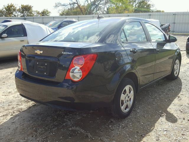 1G1JA5SH7F4146083 - 2015 CHEVROLET SONIC LS 黑色 照片 4