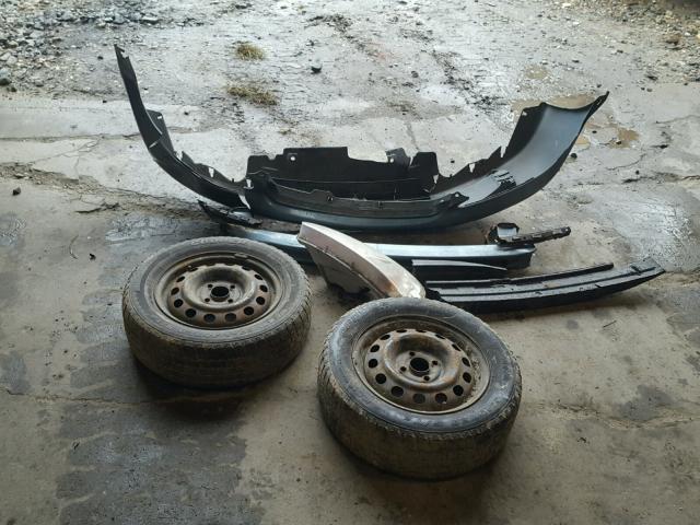 2HGEJ6616YH601119 - 2000 HONDA CIVIC BASE GREEN photo 9