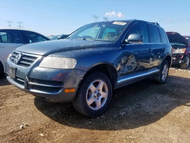 WVGBC67L74D036121 - 2004 VOLKSWAGEN TOUAREG 3. GRAY photo 2