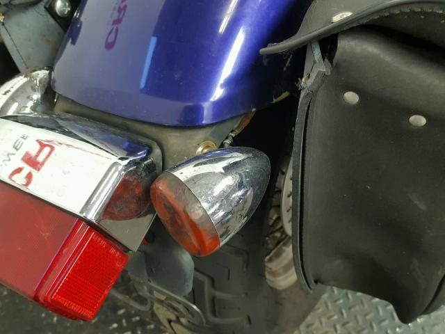 JH2RC44503M710211 - 2003 HONDA VT750 DCB PURPLE photo 19