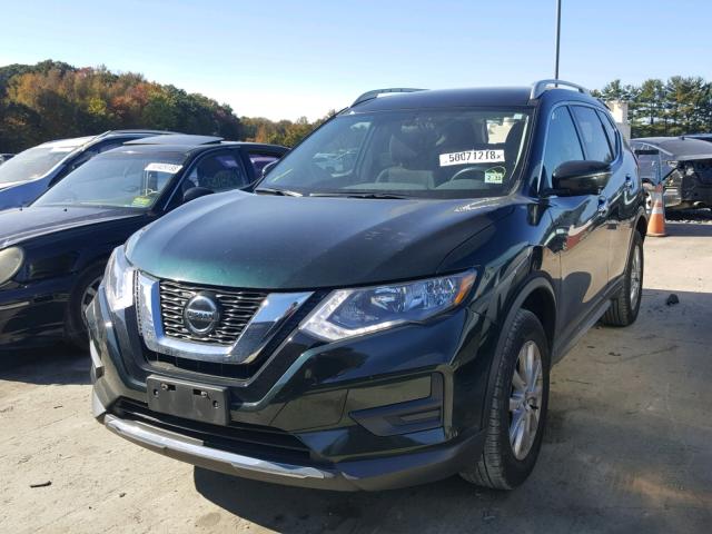 5N1AT2MVXJC725629 - 2018 NISSAN ROGUE SV GREEN photo 2