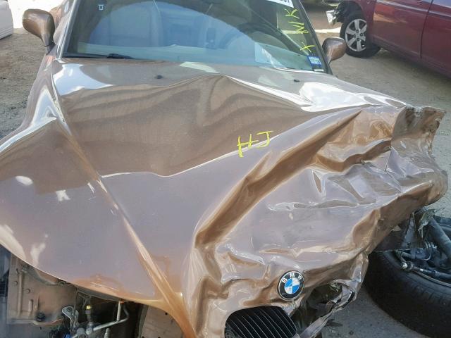 4USCH9346YLF88020 - 2000 BMW Z3 2.3 BROWN photo 7