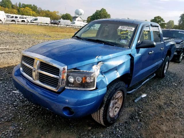 1D7HW48NX5S212219 - 2005 DODGE DAKOTA QUA BLUE photo 2