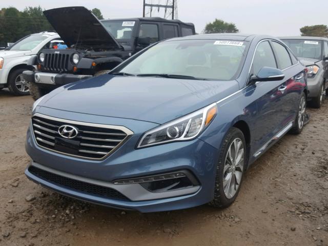 5NPE34AB1FH145628 - 2015 HYUNDAI SONATA SPO BLUE photo 2