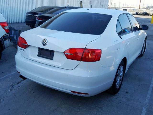 3VW2K7AJ5EM275335 - 2014 VOLKSWAGEN JETTA BASE Սպիտակ լուսանկար 4