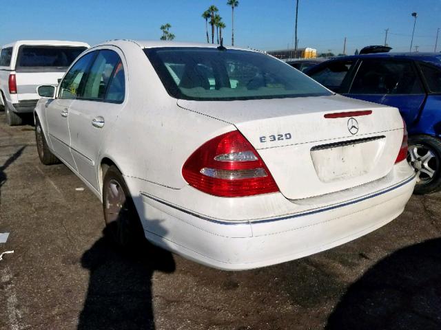 WDBUF65J73A192003 - 2003 MERCEDES-BENZ E 320 WHITE photo 3