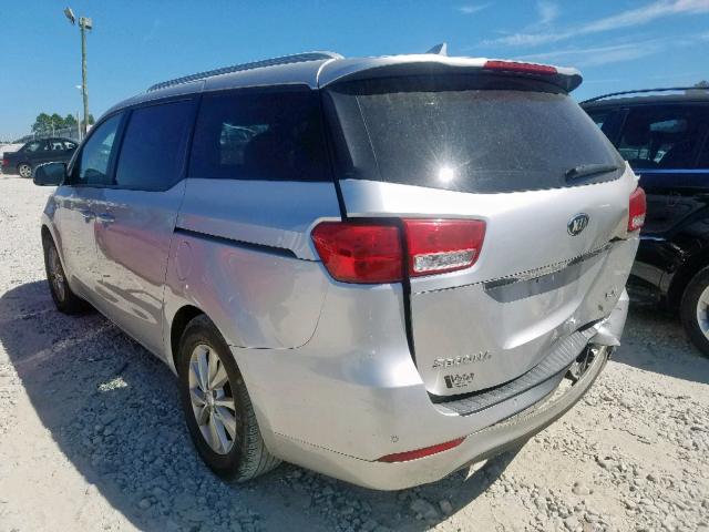 KNDMB5C12G6091891 - 2016 KIA SEDONA LX SILVER photo 3