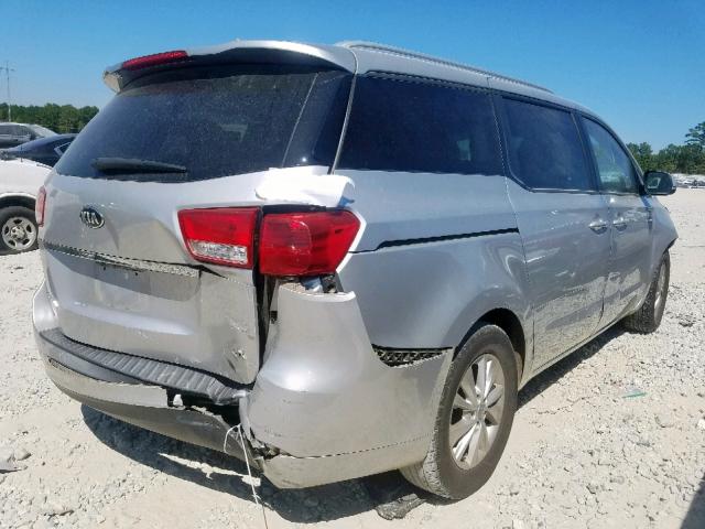 KNDMB5C12G6091891 - 2016 KIA SEDONA LX SILVER photo 4