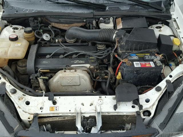 3FAFP37383R138354 - 2003 FORD FOCUS ZX5 WHITE photo 7