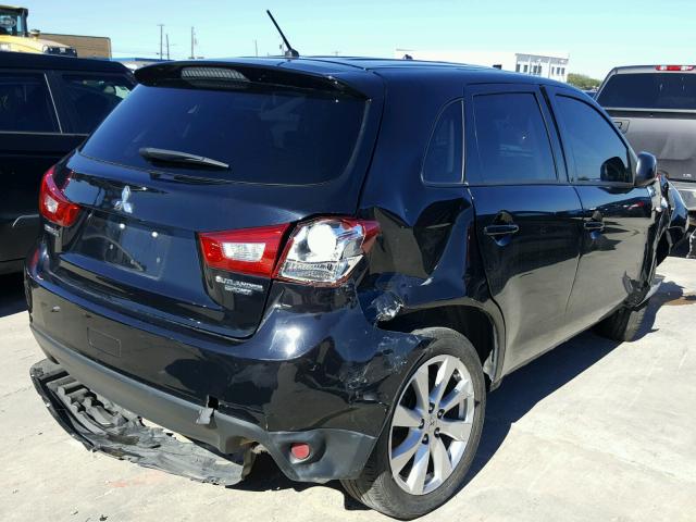 4A4AP3AU8FE004448 - 2015 MITSUBISHI OUTLANDER BLACK photo 4