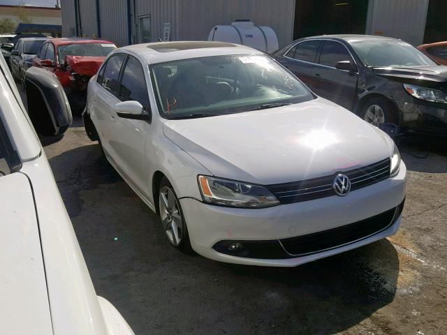 3VWLL7AJ3CM318357 - 2012 VOLKSWAGEN JETTA TDI WHITE photo 1