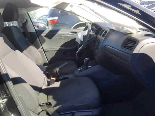 3VW2K7AJ6FM305346 - 2015 VOLKSWAGEN JETTA BASE BLACK photo 5