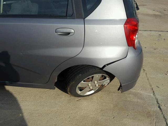 KL1TD6DE8BB137177 - 2011 CHEVROLET AVEO LS GRAY photo 9