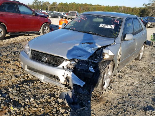 JTHBD192220043862 - 2002 LEXUS IS 300 SILVER photo 2