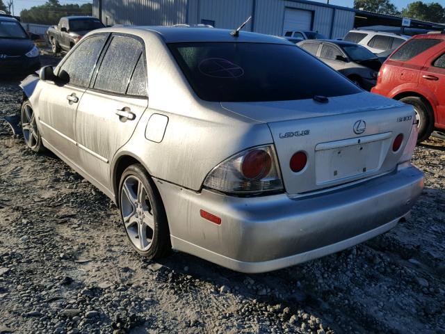 JTHBD192220043862 - 2002 LEXUS IS 300 SILVER photo 3