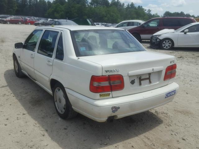 YV1LS55A5X2572230 - 1999 VOLVO S70 WHITE photo 3