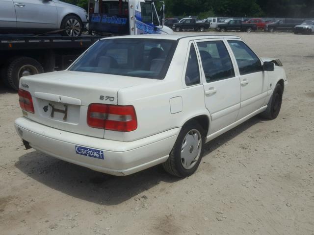 YV1LS55A5X2572230 - 1999 VOLVO S70 WHITE photo 4