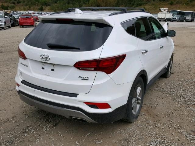 5NMZUDLB6HH007224 - 2017 HYUNDAI SANTA FE S WHITE photo 4