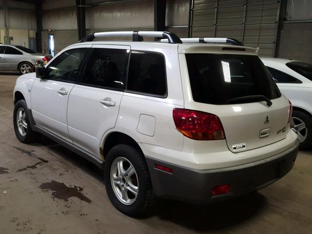 JA4LZ31G63U118562 - 2003 MITSUBISHI OUTLANDER WHITE photo 3