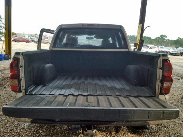 2GCEC13T151249508 - 2005 CHEVROLET SILVERADO TAN photo 9