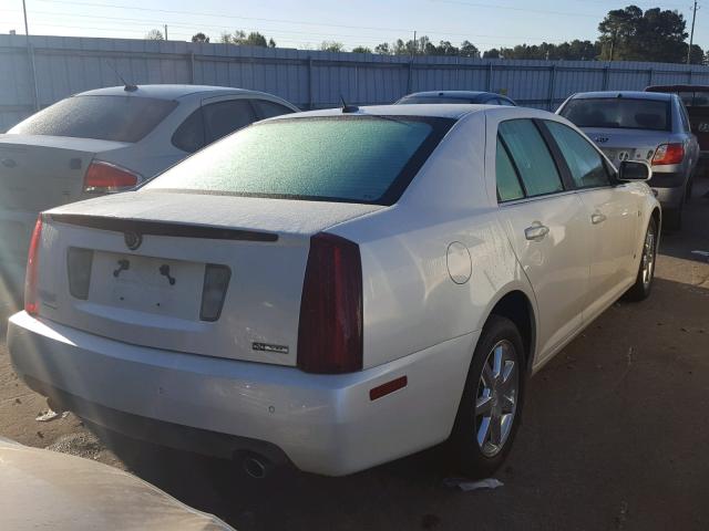 1G6DC67A960131563 - 2006 CADILLAC STS WHITE photo 4