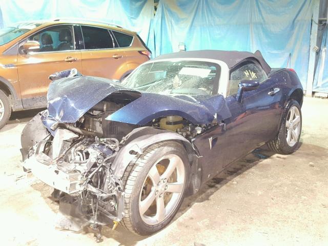 1G2MB35B36Y120140 - 2006 PONTIAC SOLSTICE BLUE photo 2