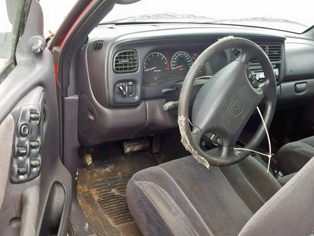 1B7GG2AN5YS665671 - 2000 DODGE DAKOTA QUA RED photo 10