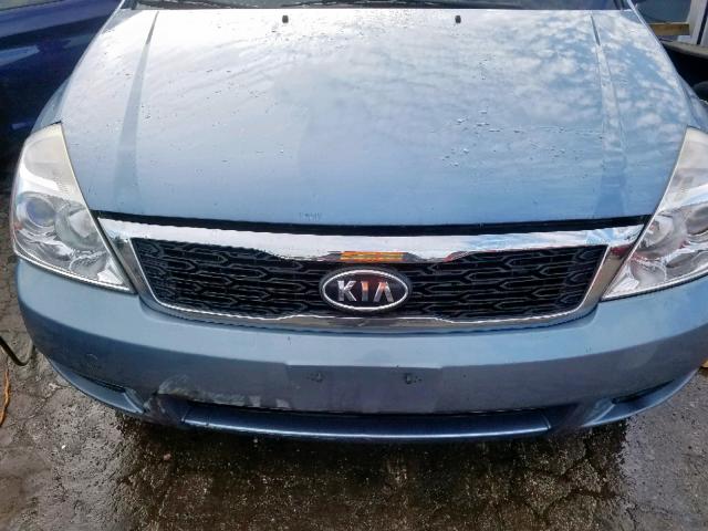 KNDMG4C75C6491163 - 2012 KIA SEDONA LX BLUE photo 9