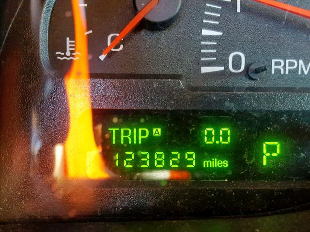 1LNHM87A22Y682710 - 2002 LINCOLN LS 灰色 照片 8