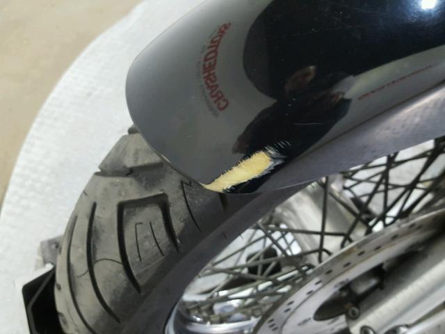 JH2RC44352M611039 - 2002 HONDA VT750 CDA 黑色 照片 17