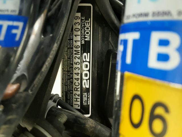 JH2RC44352M611039 - 2002 HONDA VT750 CDA 黑色 照片 19